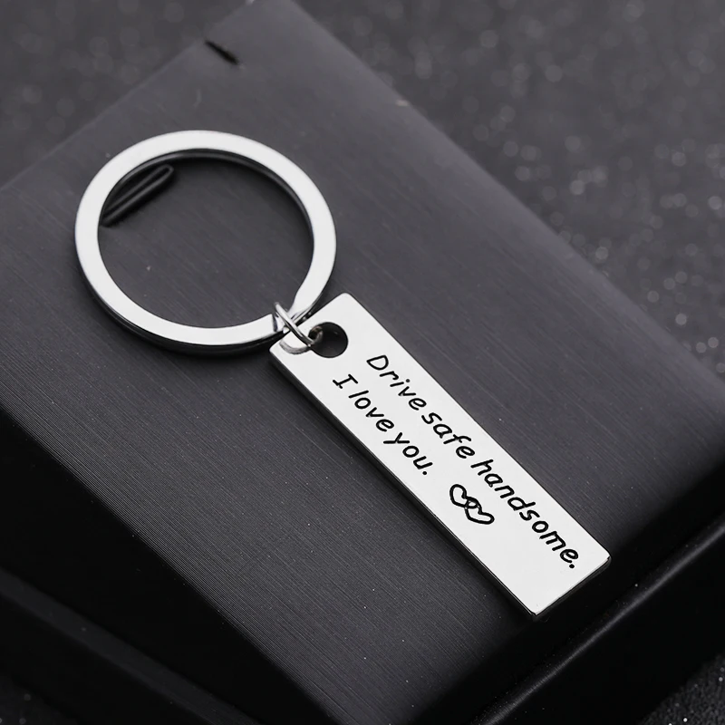 Temu Drive Safe Drive Safe Keychain for Boyfriend or Any Loved One Be Careful Driving Gifts for New Drivers, Laser Engraved Key Chain for Car,Truck