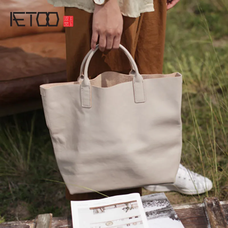 

AETOO Autumn new retro white tote bag leather commute one shoulder big bag first layer leather portable handbag