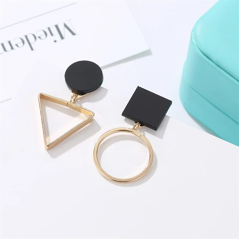 

Mossovy Korean Fashion Asymmetric Triangle Round Combination Stud Earrings for Women Popular Gold Alloy Earrings Female Jewelry