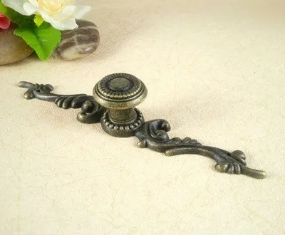 

Rustic Dresser Pulls Drawer Knobs Backplate Antique Bronze Cottage Kitchen Hardware / French Cabinet Handles Knob Ornate
