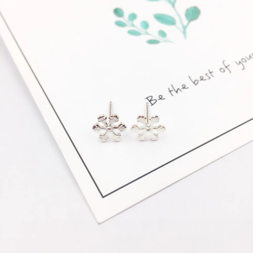 

New 925 Sterling Silver Earrings Cute Christmas Snowflake Stud Earring for Women Girl Fashion Jewellery Xmas Gift