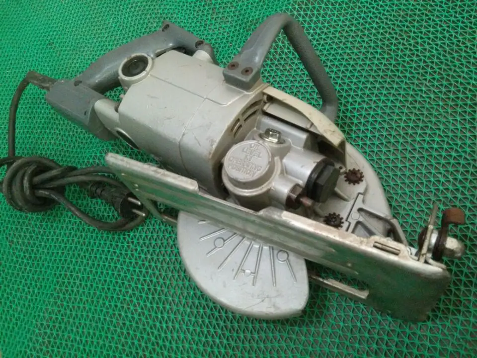 US imports chainsaw SKILSAW HD77 worm 