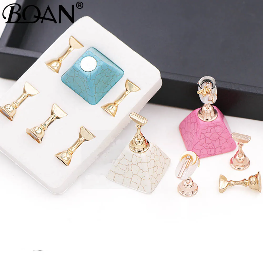 

BQAN 1 Set Magnetic Nail Holder Practice Training Display Stand Acrylic Base Holders Alloy False Nail Tip Salon DIY Manicure