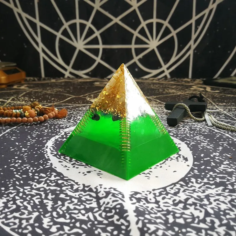 

7Cm AURAREIKI Orgonite Pyramid Raziel Anahata Chakra Changing The Magnetic Field Of Life Energy Crystal Pyramid Jewelry Crafts