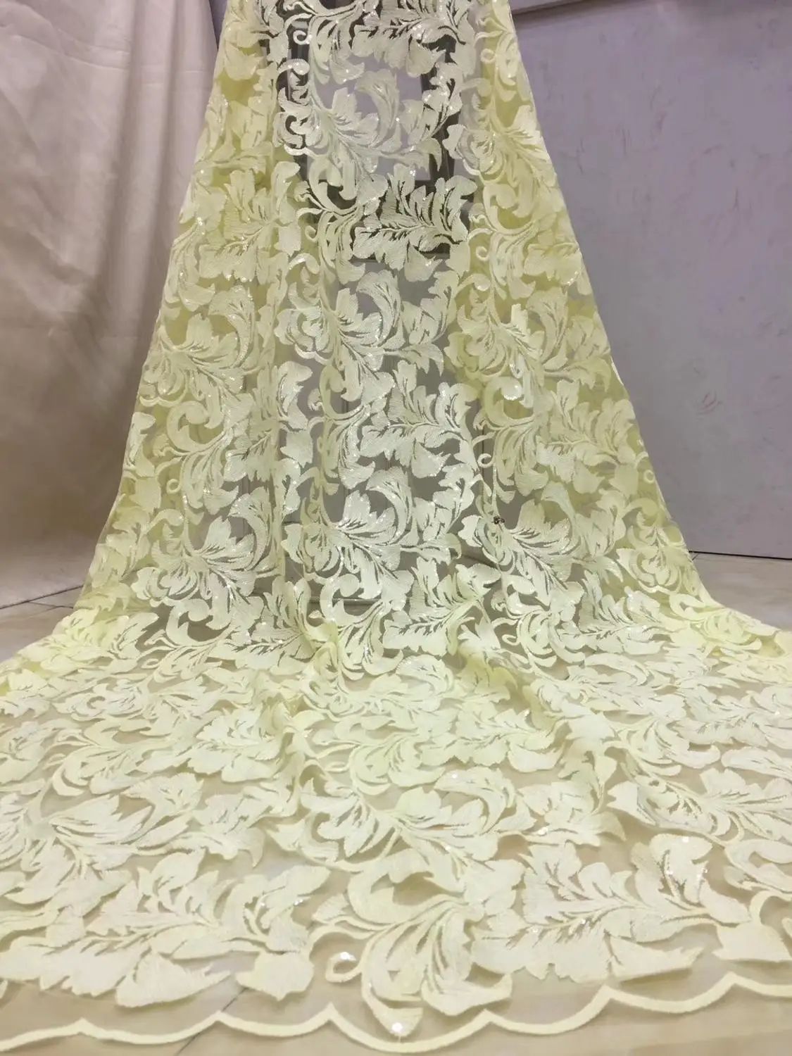 

2019 High Quality African Lace Fabric French Lace Fabric Tulle Sequins Nigerian Lace Fabric For Wedding Dress XZXMAY251