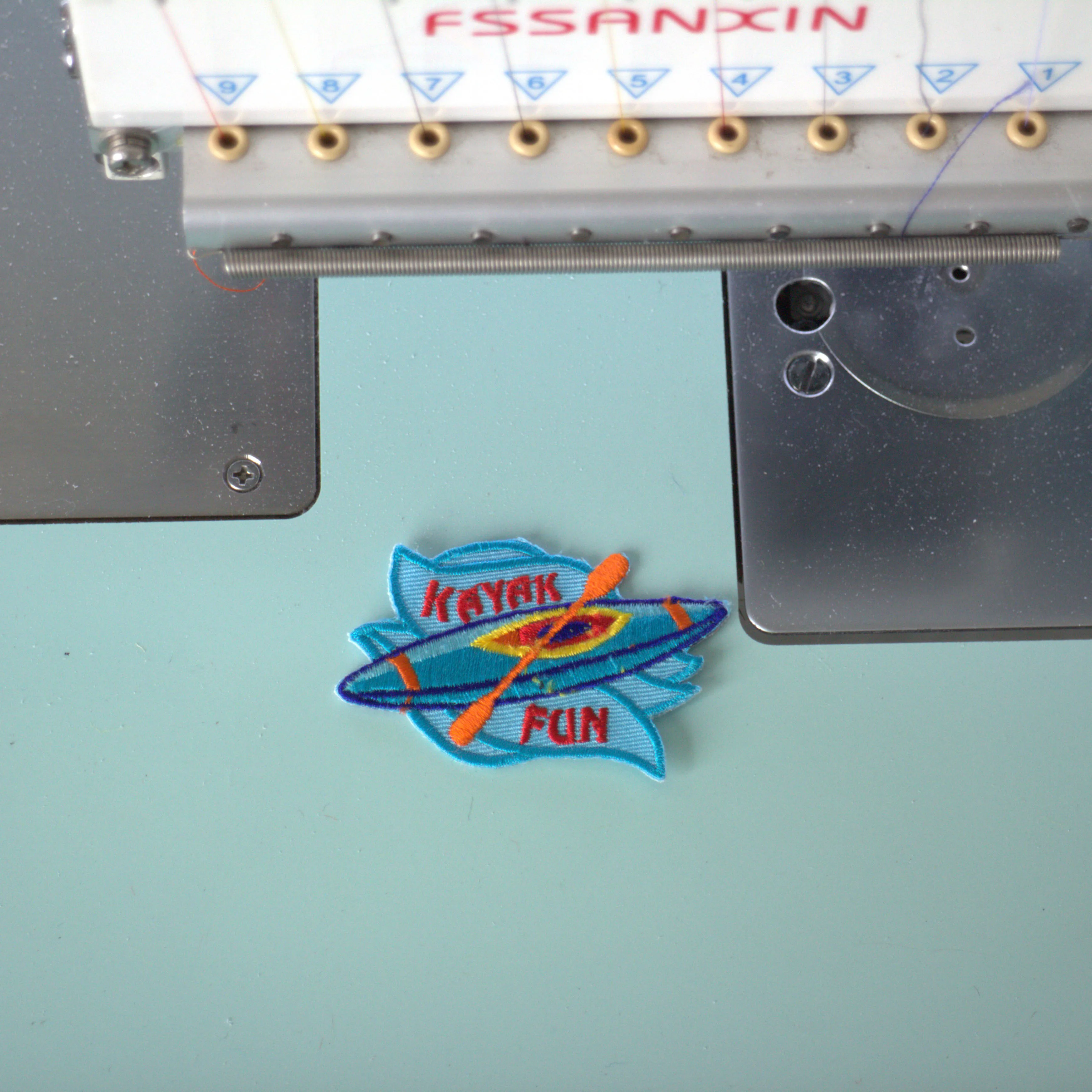 

custom embroidery patches no minimum in low price high quality