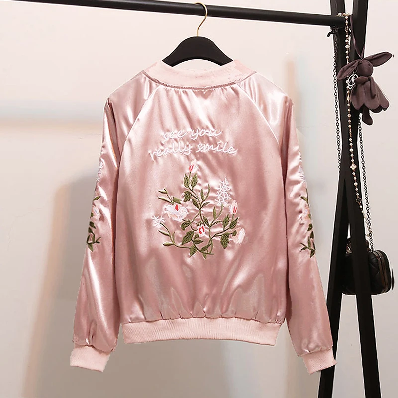 2018 جديد الشارع الشهير الأزهار التطريز السيدات سترة عارضة النساء منفذها سترة الكشكشة فضفاض سحابات الإناث معطف