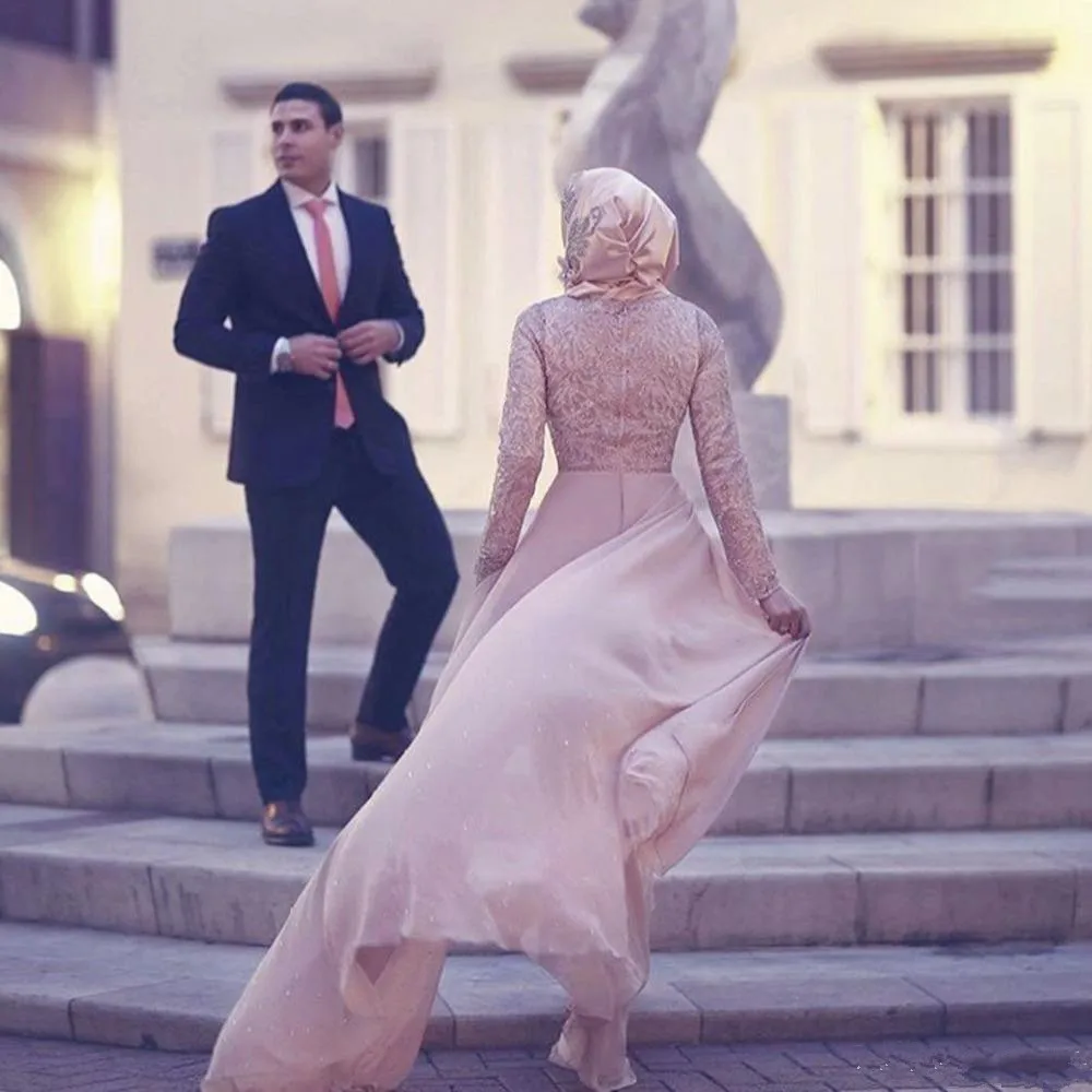 2017-glamorous-high-collar-lace-long-sleeve-mermaid-muslim-prom-dresses-with-train-beads-evening-gowns-plus-size-mother-of-the-bride-dresses (1)