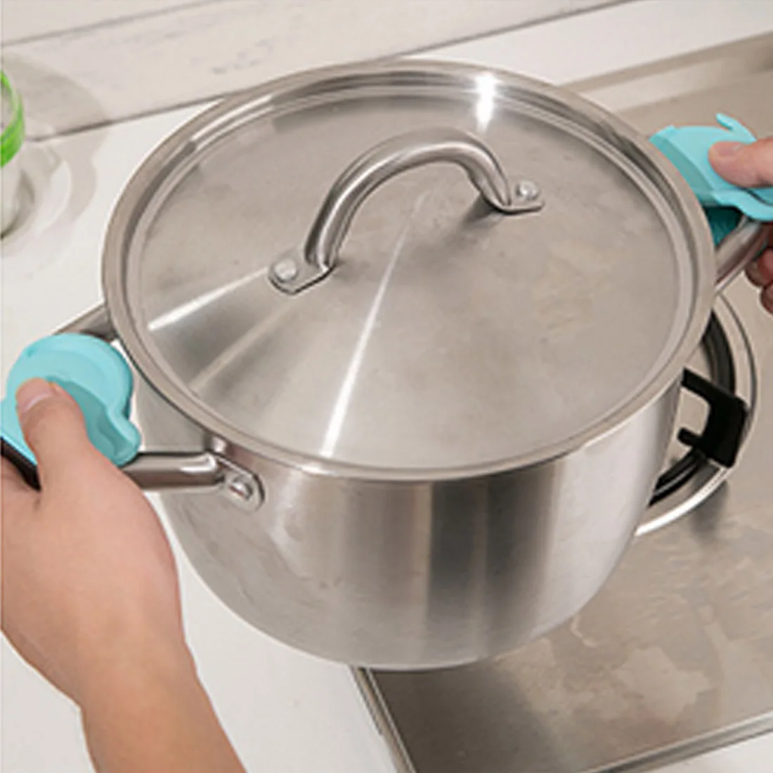 

Hot Sale Kitchen Dishes Silicone Oven Heat Insulated Finger Glove Mitt Cute Cooking Microwave Non-Slip Pot Holder Random Color