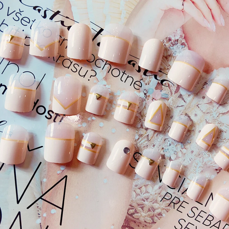 24pcs/set Artificial Fake Nails Press On Nails Rivets Designs Full Cover False Nails With 2g Glue