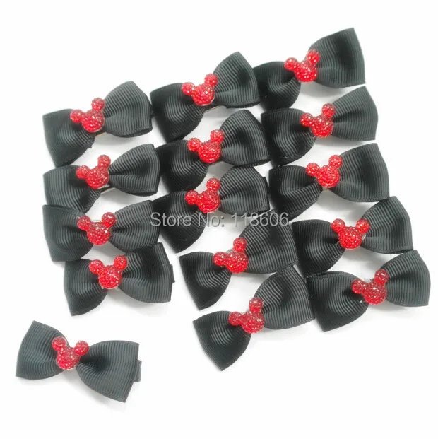 Minnie Mouse sparkle resin flat back diamante glitter dummy hair bow.jpg