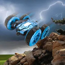 2,4 г двухсторонний трюк дистанционного управления автомобиль 360 Вращение деформации высокоскоростной внедорожный альпинистский автомобиль модель игрушки для детей