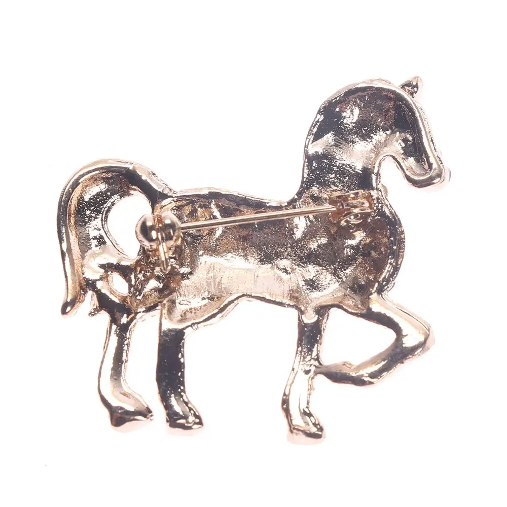 Fashion Exquisite Crystal Brooches Elegant Horse Pin for Ladies Gold Brooches for Women Fashion Exquisite Crystal Brooches Elegant Horse Pin for Ladies Gold Brooches for Women