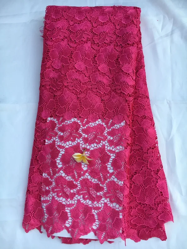 

Hot sale fuchsia embroidery water soluble guipure lace with flower pattern african cord lace fabric for party dress QW17-4