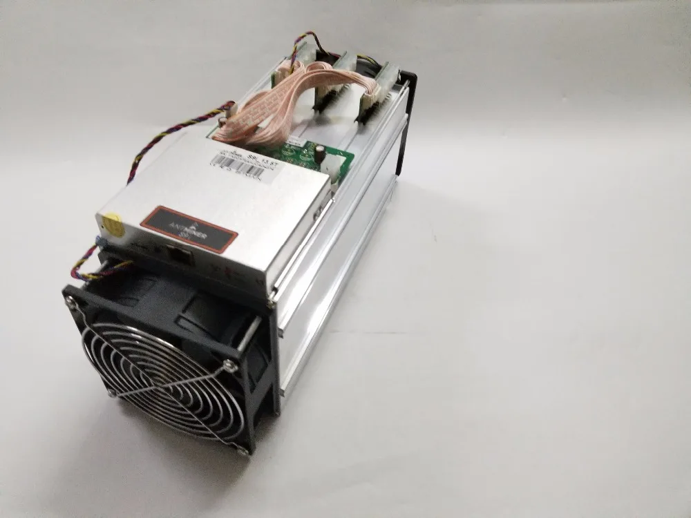 Asic Btc МПБ Шахтер AntMiner S9i 13,5 т Bitcoin Miner(без БП) от Bitmain лучше, чем WhatsMiner M3