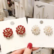 JCYMONG корейский стиль красный, белый розовый имитация серьги из жемчуга для Для женщин г. Модные Изящные шпильки геометрической формы серьги