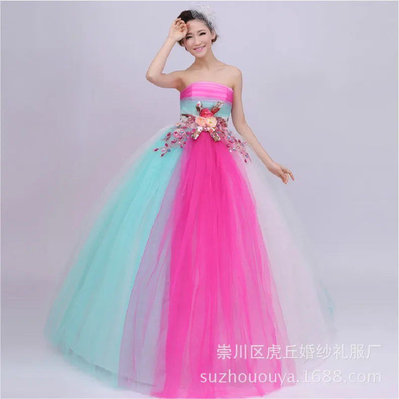 

New Appliques Quinceanera Dresses 2019 Beading Strapless Vestido De Festa Organza Ball Gown Vestidos De Quinceaneras