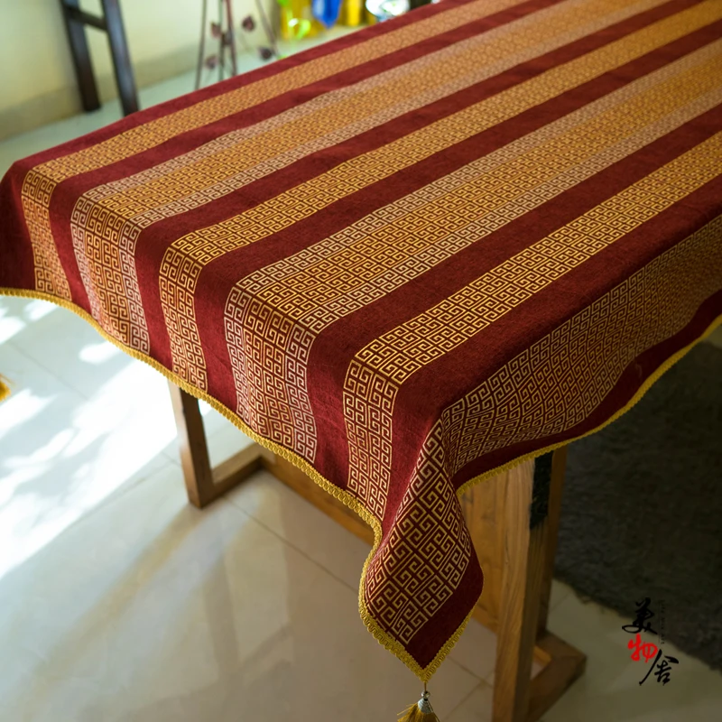 

Table Cloth New Back Shape Stripes Embroidery Wedding Room Sofa Home Hotel Bedding Villa Decoration Cushion Dresser Runner Cover