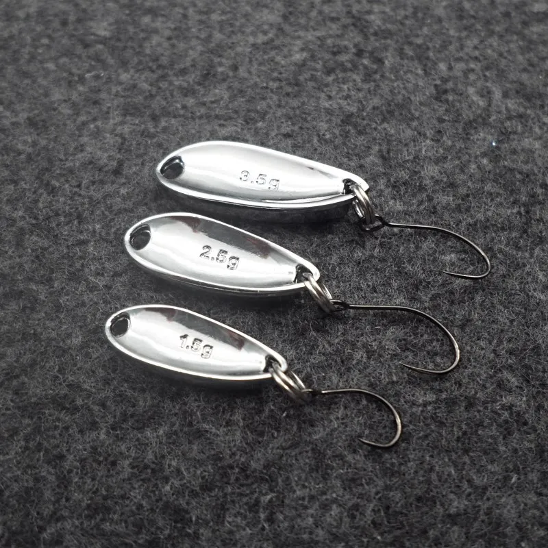 1.5g 2.5g 3.5g 5g Spoon Fishing Lure Metal Jigging Lure Baits Hard Fishing Tackle Crankbait Jig Swimbait 3 Colors Optional