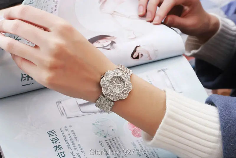 Новая мода Серебряный топ роскошные часы Высокое качество для женщин Украшенные стразами женские кварцевые часы платье с лебедем наручные