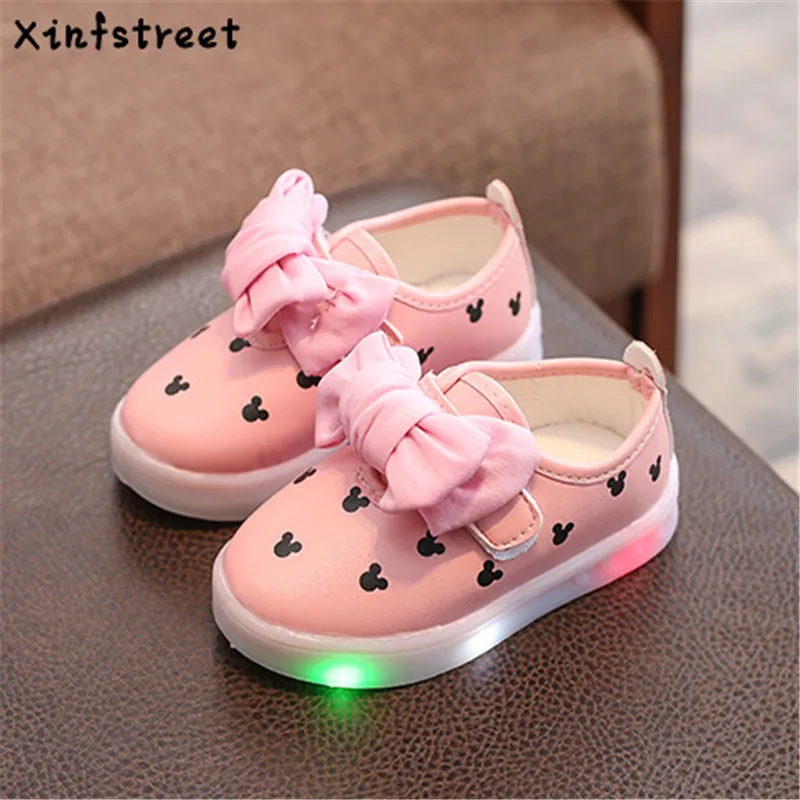 Xinfstreet Fashion Kids Girls Shoes With Light luminate Sneakers Dot