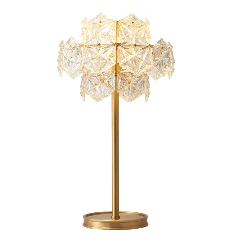 

Modern Simple Luxurious Creative Table Lamps Clear Crystal Lampshade Copper Table Lamps Living Room Studio Bedroom Table Lamps