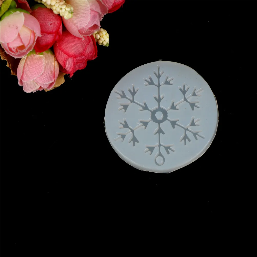 

DIY Pendant Jewelry Resin Casting Mould Crafts Handmade Snowflake Silicone Mold