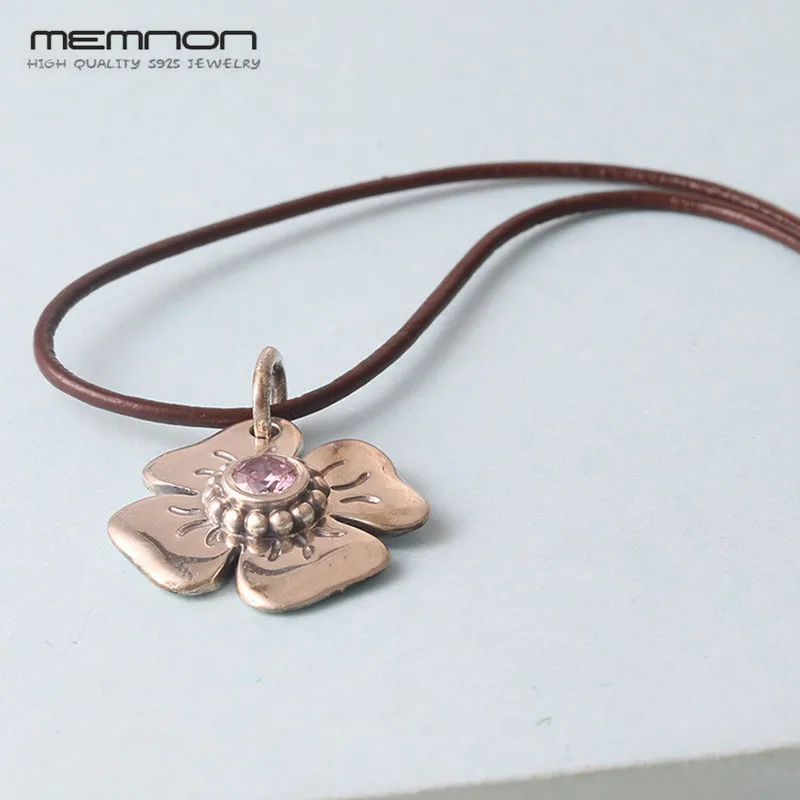 

Memnon Pretty Daisy Secure Barrel Clasp Opener charms 925 sterling silver jewelry fit Bracelets beads for women fine jewelry