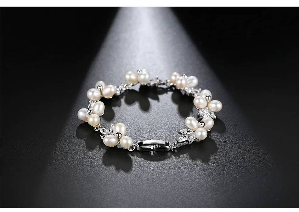 Pulseiras c pingentes
