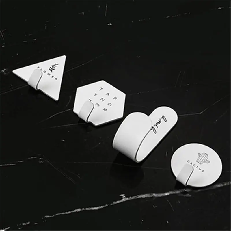

4 PCs Nordic Geometric Wrought Iron Sticky Hooks Cactus Letter Pattern Punch-free Office Home Storage Hat Bag Key Jewelry Holder