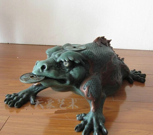 

p6991 Chinese Bronze Copper Sculpture Fengshui Wealth Coin Golden toad Spittor Statue