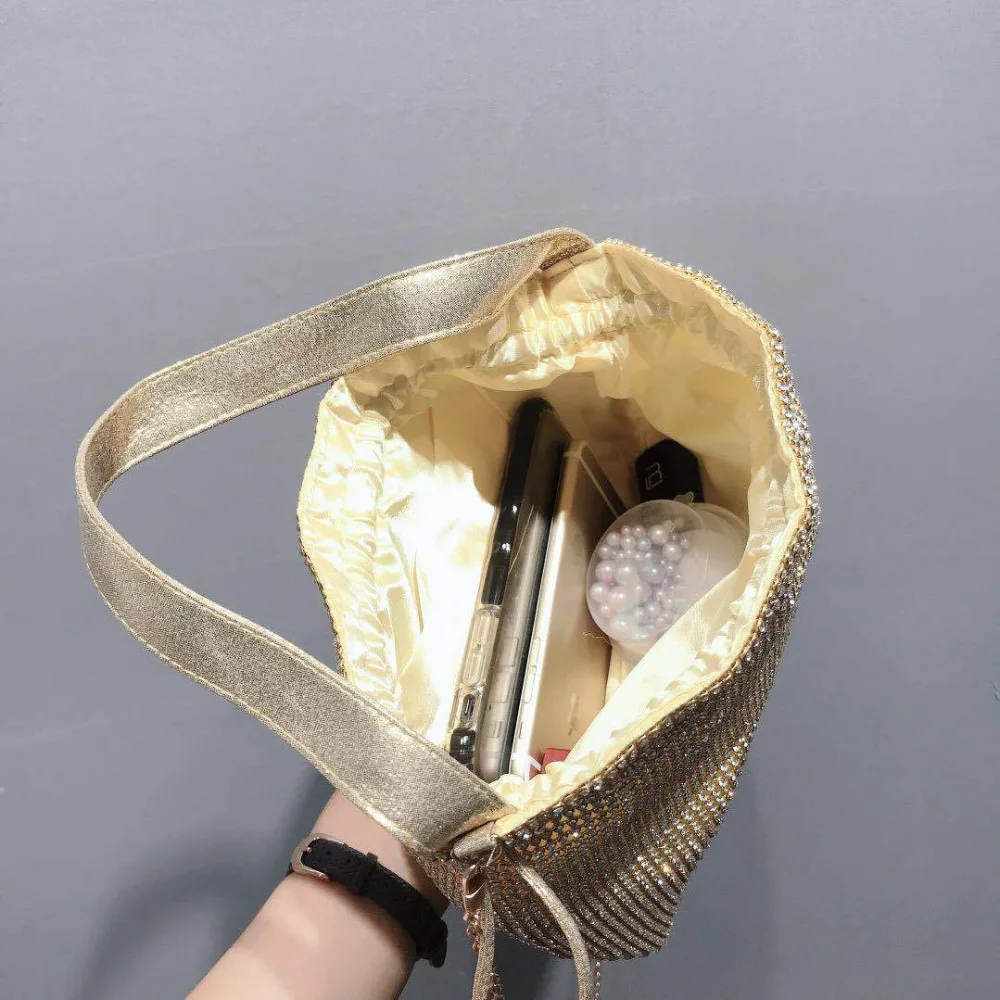 Хит, женская сумка-мешок с бриллиантами и кристаллами, роскошная сумка на плечо с металлической цепочкой, клатч, сумка, золотые/серебряные/черные женские сумки, MN2019