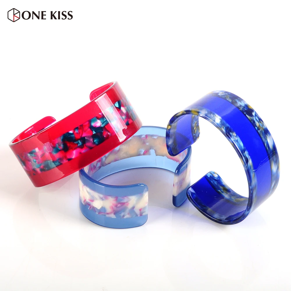 

2019 New Fashion 2.7CM Wide Colorful Acrylic Bangles Bracelet For Women Vintage Resin Open Cuff Elegant Wedding Jewelry
