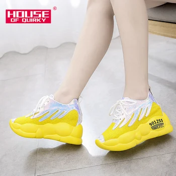 

New Women Casual Vulcanized Shoes Breathable Round Head Lace Up Sport Shoes Woman Platform Shoes Ladies Flat Sneakers Shoes 2019
