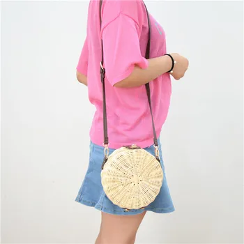

New Women Straw Bag Bohemian Bali Round Straw Rattan Bag Wicker Circle Beach Handbag Handmade Kintted Shoulder Bags bolso bambu