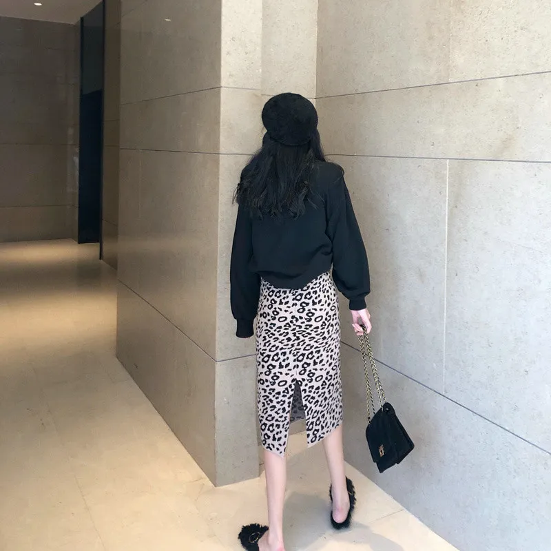 x11