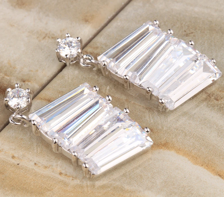 

Refreshing White Zircon Transparent Gems 925 Sterling Silver Jewelry Drop Dangle Earring S5371