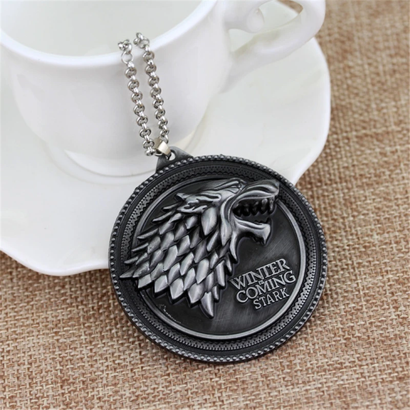 

Game Of Thrones Cosplay Accessories House of Stark Direwolf Symbol Logo Necklace Women Men Metal Pendant Toy Gift Collection New
