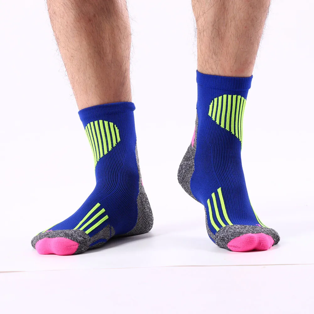 

Sports bike socks breathable pressure sweat-absorbent men's basketball running socks calciteins ciclismo cycling socks D401