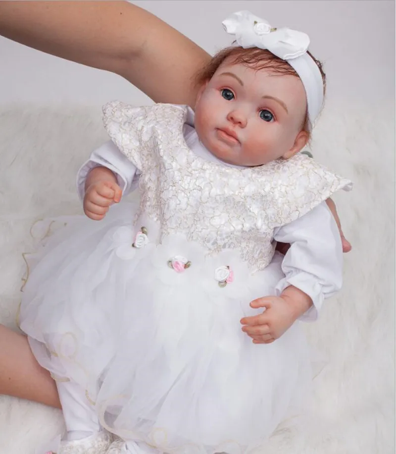 muñeca bebe que parece real