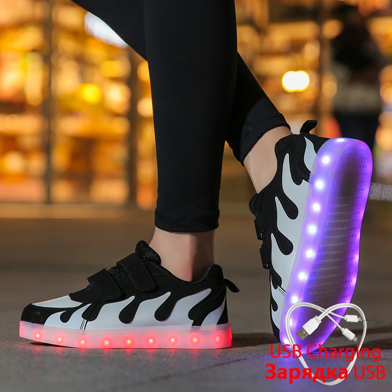 

LED Shoes Luminous Sneakers Light Shoes Glowing Sneakers with Luminous Sole Basket for Boys&Girls Kids Feminino Tenis Slippers