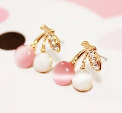 

Sweet cherry fruit opal clip earring with pads earrings cute color retention without pierced ear clip wholesale