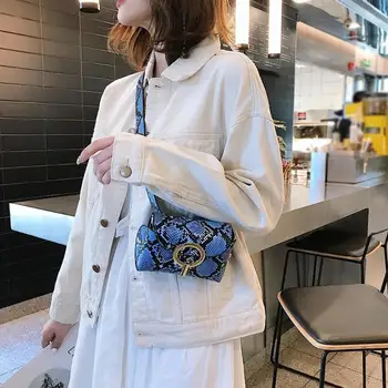 

Snake Print Shoulder Messenger Waist Bags Women Serpentine Money Phone Fanny Chest Bags for Ladies Party Purse 2019 Hot Selling