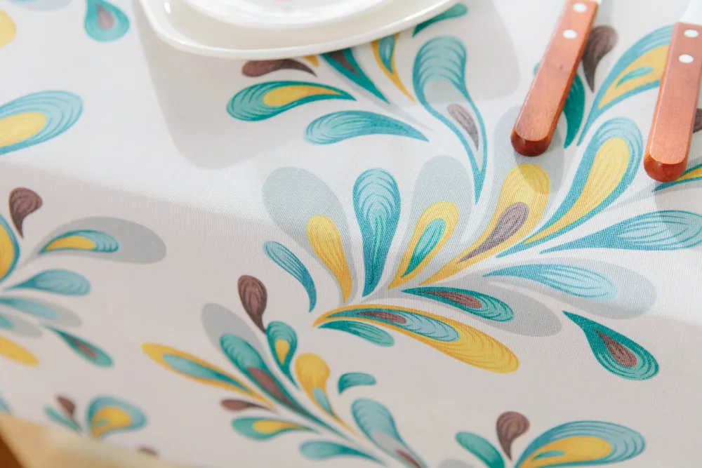 3614988221_852772111