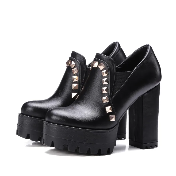 

Womens Roma Chunky Heels Round Toe Platform Rivet Studs Slip On Shoes Punk Ankle Boots Black White A289