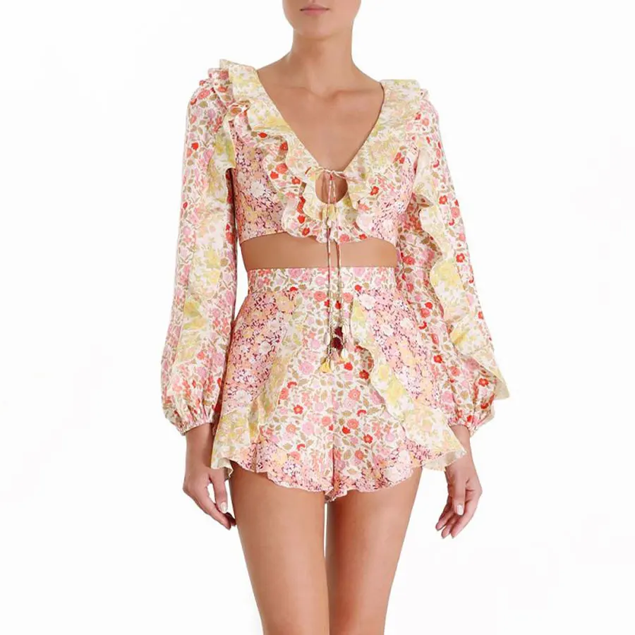 

2019 New Arrival Women 2 Pieces Set Sexy Flower Top Blouse and Shorts Holiday and Vocation Ruffled Style Two Piece Set Shorts