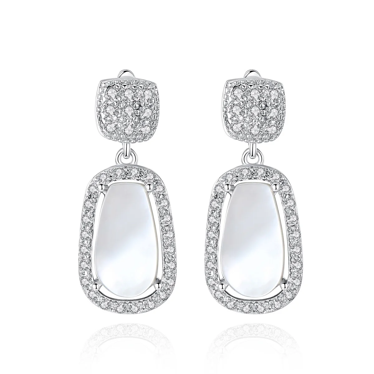 

2019 New Elegant Lady's AAA Cubic Zirconia Geometric Waterdrop Drop Earrings For Women White Short Dangle Earring Party Jewelry