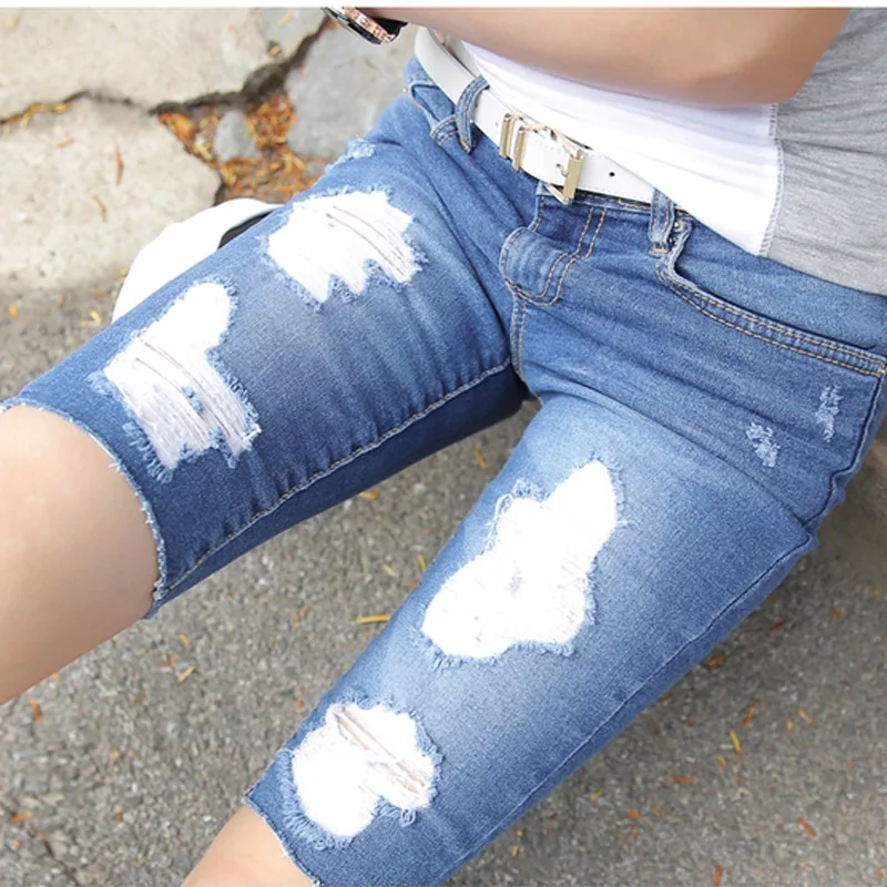 Летние джинсы капри высокого качества с дырками женские эластичные джинсовые брюки до колена женские Капри 9565