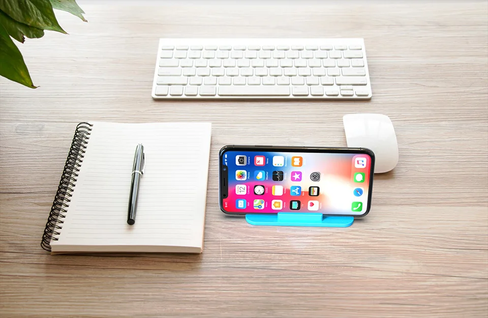 Venroii Universal Mobile Phone Holder Desktop Support for iPhone X Non-Slip Three-Side Pyramid Desktop Stand Cell Phone Bracket (7)