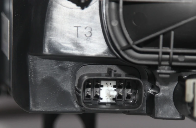 03-116 mazda 6 led -jc (5)